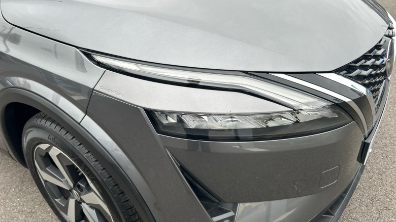 Nissan Qashqai 1.3 DiG-T MH N-Connecta 5dr Petrol Hatchback